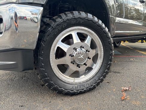 Used 2017 Ford F350 Lariat w/ Lariat Ultimate Package image 2