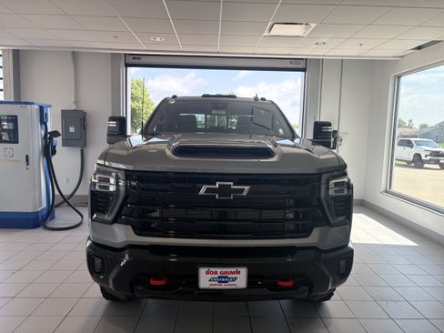 New 2026 Chevrolet Silverado 3500 LTZ w/ LTZ Plus Package AWD/4WD image 5