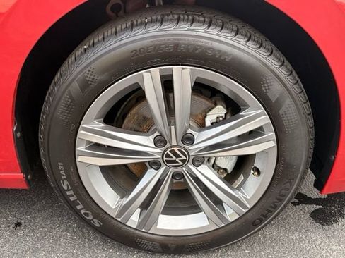 Used 2024 Volkswagen Jetta SE FWD image 25