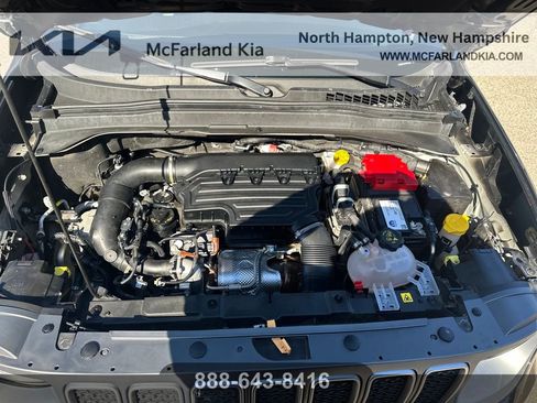 Used 2023 Jeep Renegade Limited image 24