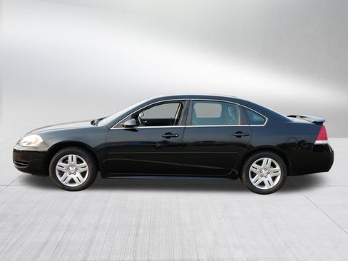 Used 2012 Chevrolet Impala LT w/ LT Sunroof Package FWD image 4