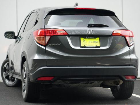 Used 2018 Honda HR-V EX image 5