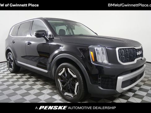 Used 2023 Kia Telluride EX w/ EX Captain's Chair Package image 1