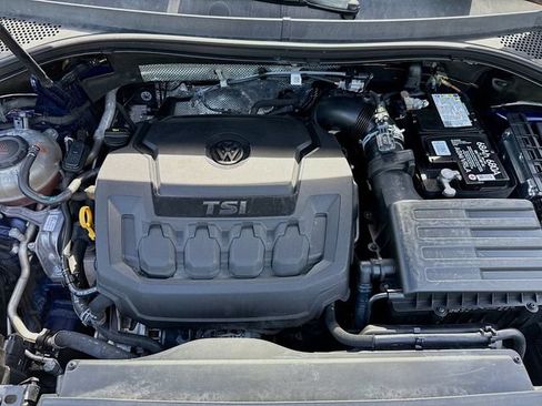 Used 2021 Volkswagen Tiguan SE w/ Panoramic Sunroof Package FWD image 28