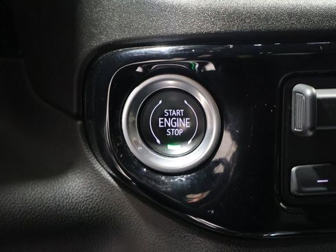 Used 2023 Chevrolet Silverado 1500 LTZ AWD/4WD image 26