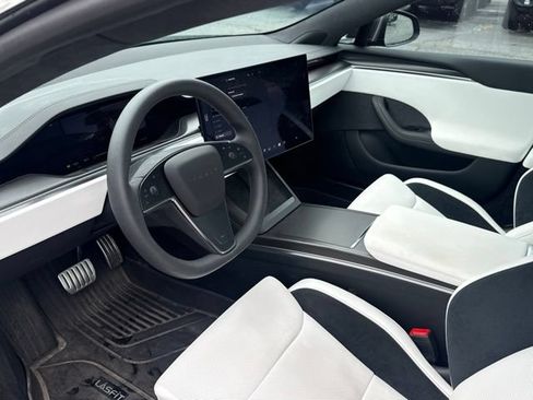 Used 2024 Tesla Model S Plaid AWD/4WD image 10