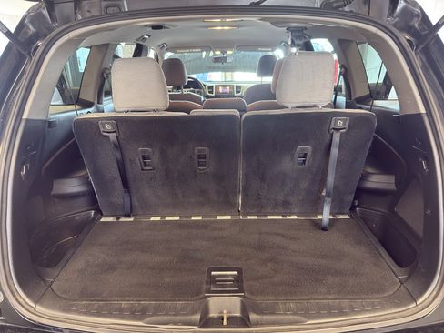 Used 2018 Honda Pilot LX image 30