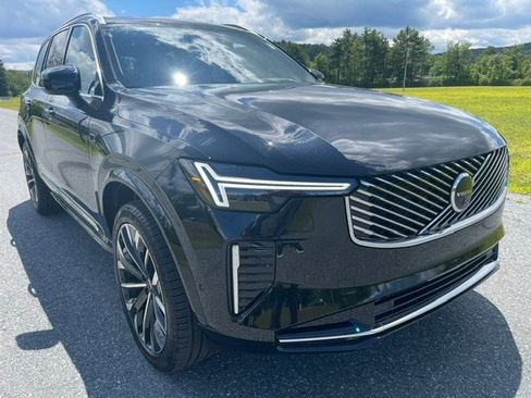 Used 2026 Volvo XC90 B6 Ultra AWD/4WD image 6