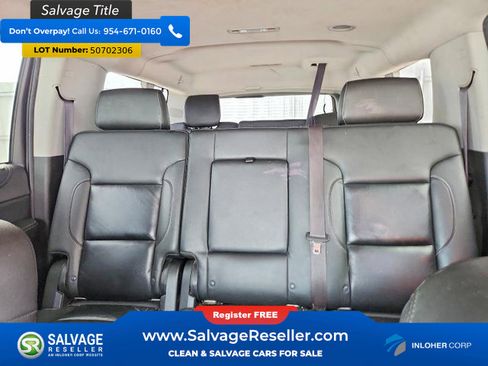 Used 2015 Chevrolet Suburban LT image 13