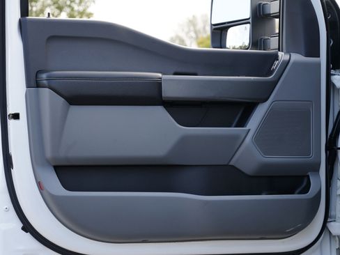 Used 2024 Ford F250 XLT image 19