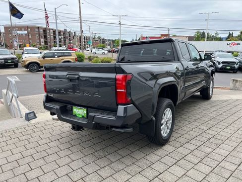 New 2026 Toyota Tacoma SR5 AWD/4WD image 5