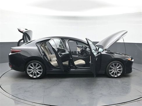 Used 2019 MAZDA MAZDA3 Sedan image 48