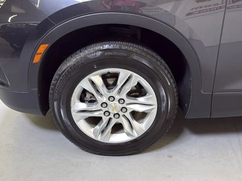 Used 2021 Chevrolet Blazer LT FWD image 25