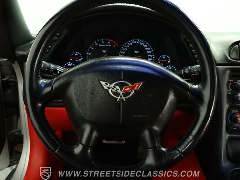 Used 2001 Chevrolet Corvette Grand Sport w/ Preferred Equipment Group2 RWD image 36
