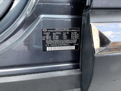 Used 2020 Hyundai Santa Fe Limited AWD/4WD image 19