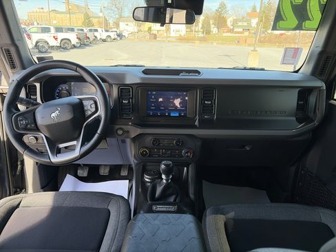 Used 2022 Ford Bronco Big Bend image 14