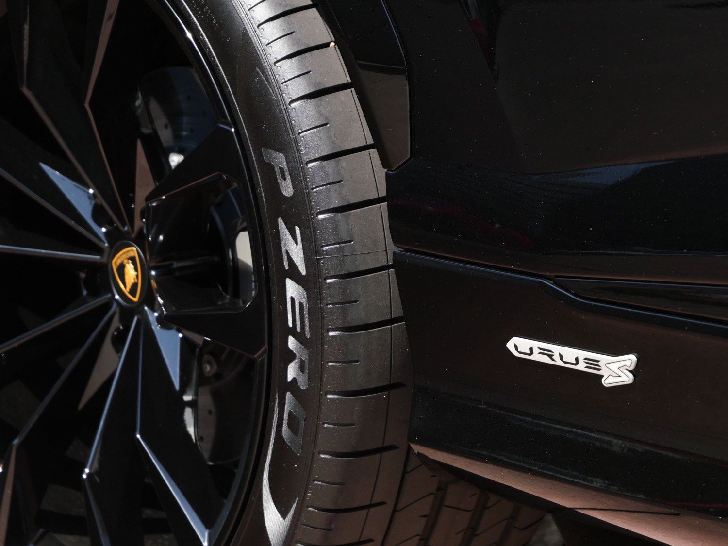 Used 2024 Lamborghini Urus S AWD/4WD image 10
