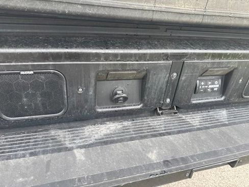 Used 2024 GMC Sierra 2500 AT4X AWD/4WD image 49