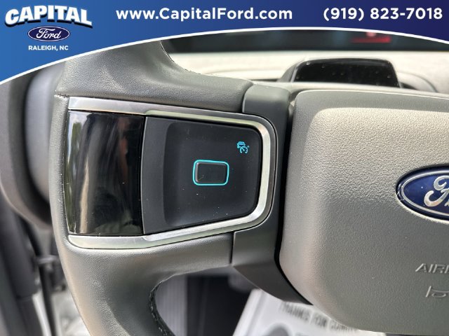 Certified 2025 Ford Expedition Active AWD/4WD image 23