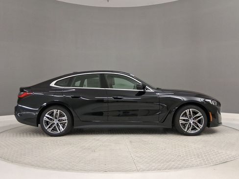 New 2026 BMW 430i w/ Premium Package RWD image 8