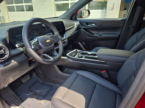 Used 2026 Chevrolet Equinox LT w/ Convenience Package II AWD/4WD image 10