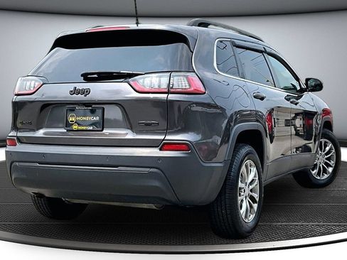 Used 2020 Jeep Cherokee Latitude Plus w/ Cold Weather Group AWD/4WD image 6