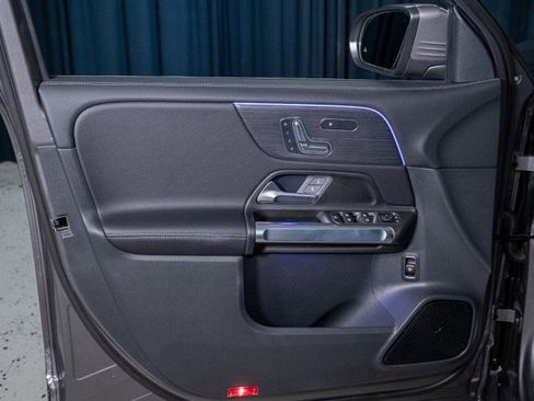 New 2026 Mercedes-Benz GLB 250 4MATIC image 12
