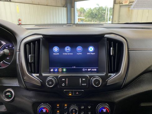 Used 2023 GMC Terrain AT4 image 39