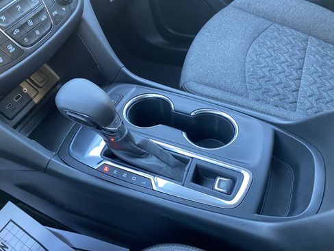 Used 2024 Chevrolet Equinox LT image 29