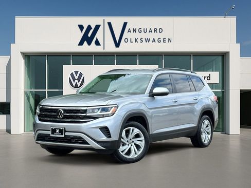 Used 2023 Volkswagen Atlas SE image 1