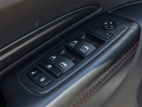 Used 2023 Dodge Durango GT RWD image 14