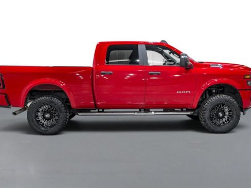 Used 2026 RAM 2500 Big Horn AWD/4WD image 6