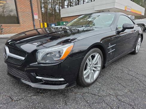 Used 2013 Mercedes-Benz SL 550 image 2