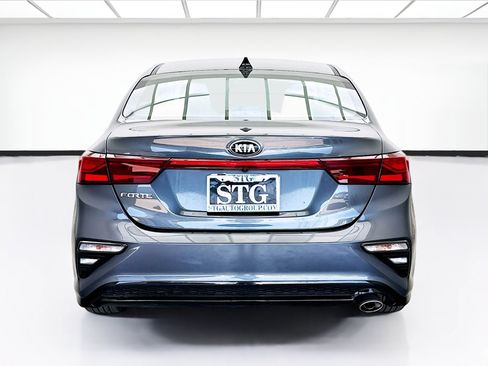 Used 2019 Kia Forte LXS FWD image 5
