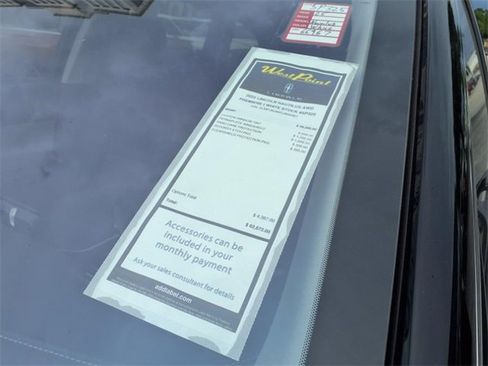 New 2025 Lincoln Nautilus Premier image 5