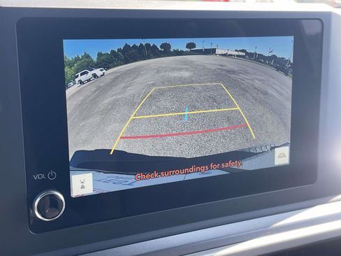 Used 2025 Toyota 4Runner SR5 RWD image 16