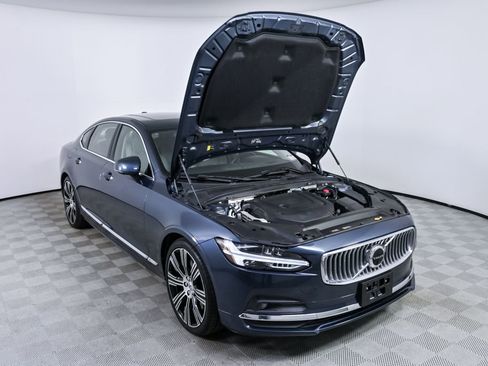 Used 2022 Volvo S90 B6 Inscription w/ Advanced Package AWD/4WD image 35