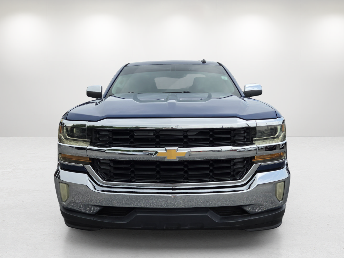Used 2016 Chevrolet Silverado 1500 LT RWD image 2