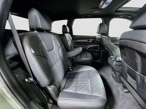 Used 2024 Kia Telluride EX X-Line AWD/4WD image 31