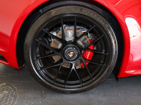Used 2017 Porsche 911 Carrera GTS RWD image 36