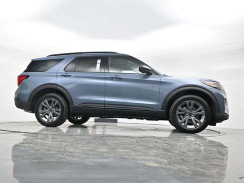 New 2026 Ford Explorer Active AWD/4WD image 53
