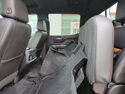 Used 2019 GMC Sierra 1500 AT4 w/ AT4 Premium Package image 11