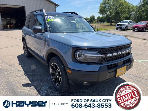 Certified 2025 Ford Bronco Sport Outer Banks w/ Outer Banks Tech Package+ AWD/4WD image 1