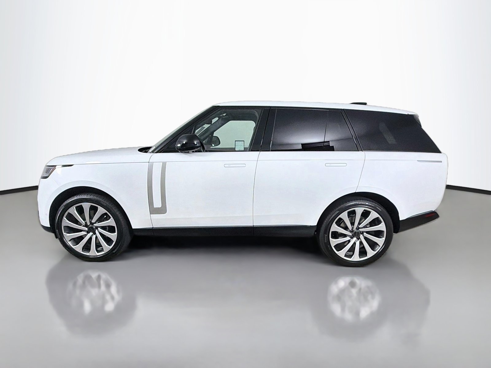 New 2026 Land Rover Range Rover Autobiography AWD/4WD image 2