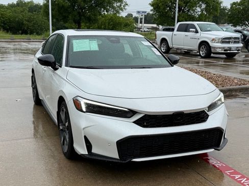 Used 2025 Honda Civic Sport Touring image 8