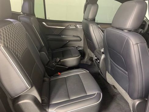 Used 2024 GMC Acadia Denali w/ Super Cruise Package AWD/4WD image 18
