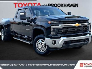 Used 2024 Chevrolet Silverado 3500 LT w/ All Star Edition video 1