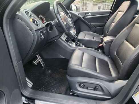 Used 2016 Volkswagen Tiguan R-Line FWD image 24