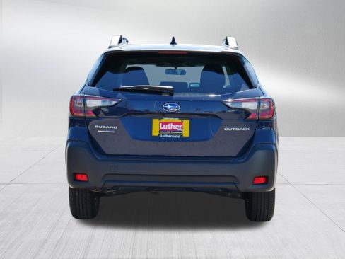 Used 2024 Subaru Outback Premium image 6