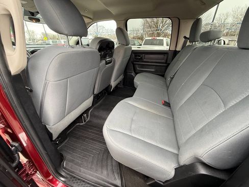 Used 2017 RAM 2500 Tradesman w/ Chrome Appearance Group image 14